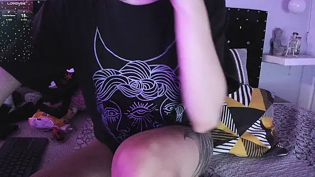 Snapshot of Ghosty_Doll chatting on February 10, 2026, 5:12 pm Ghosty Doll online show from February 10, 2026, 5:12 pm