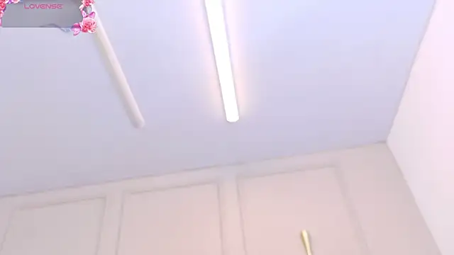 april rousse online show from October 31, 2025, 12:13 pm