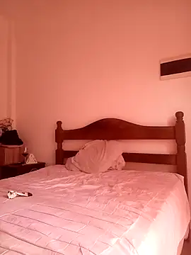 Snapshot of Loliluz_2095 chatting on March 8, 2026, 8:34 pm Loliluz 2095 online show from March 8, 2026, 8:34 pm