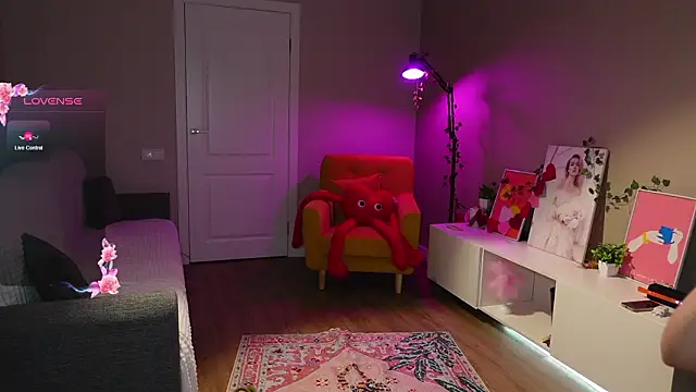 SpiceJessy online show from February 25, 2026, 5:18 am