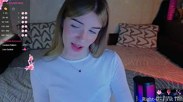 Snapshot of SpiceJessy chatting on March 22, 2025, 6:47 pm SpiceJessy online show from March 22, 2025, 6:47 pm