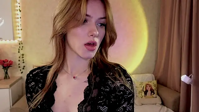 Snapshot of SpiceJessy chatting on November 12, 2025, 5:06 pm SpiceJessy online show from November 12, 2025, 5:06 pm