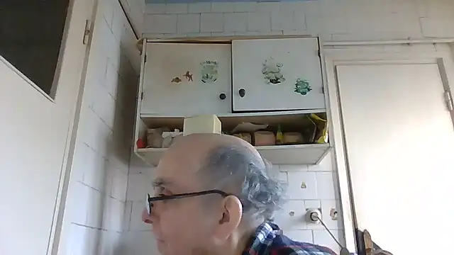 Snapshot of mariusica1@xh chatting on March 15, 2026, 3:19 pm mariusica1xh online show from March 15, 2026, 3:19 pm