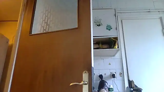 Snapshot of mariusica1@xh chatting on March 30, 2026, 11:22 am mariusica1xh online show from March 30, 2026, 11:22 am