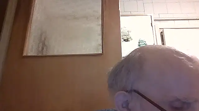 Snapshot of mariusica1@xh chatting on March 12, 2026, 12:05 am mariusica1xh online show from March 12, 2026, 12:05 am