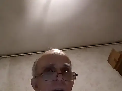 Snapshot of mariusica1@xh chatting on October 19, 2025, 6:54 pm mariusica1xh online show from October 19, 2025, 6:54 pm