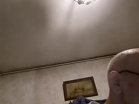 Snapshot of mariusica1@xh chatting on November 18, 2025, 10:45 pm mariusica1xh online show from November 18, 2025, 10:45 pm