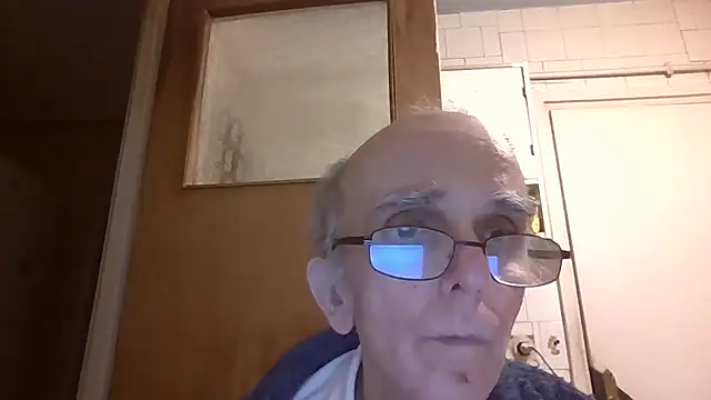 Snapshot of mariusica1@xh chatting on March 26, 2026, 10:51 pm mariusica1xh online show from March 26, 2026, 10:51 pm