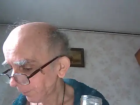 Snapshot of mariusica1@xh chatting on October 26, 2025, 2:39 pm mariusica1xh online show from October 26, 2025, 2:39 pm