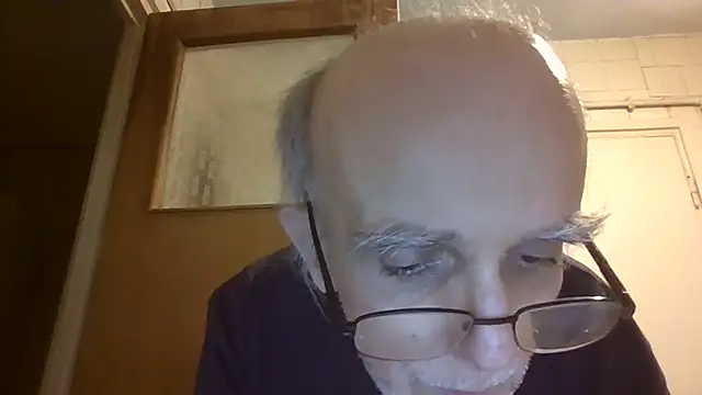 Snapshot of mariusica1@xh chatting on April 11, 2026, 9:51 pm mariusica1xh online show from April 11, 2026, 9:51 pm