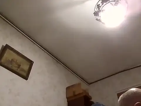 Snapshot of mariusica1@xh chatting on November 16, 2025, 9:19 pm mariusica1xh online show from November 16, 2025, 9:19 pm