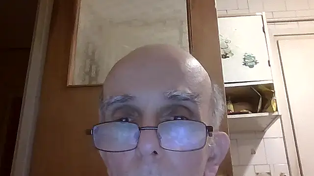 mariusica1xh online show from February 18, 2026, 1:36 am