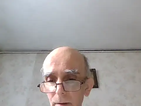 Snapshot of mariusica1@xh chatting on October 14, 2025, 10:49 am mariusica1xh online show from October 14, 2025, 10:49 am