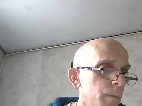 Snapshot of mariusica1@xh chatting on November 12, 2025, 10:30 am mariusica1xh online show from November 12, 2025, 10:30 am