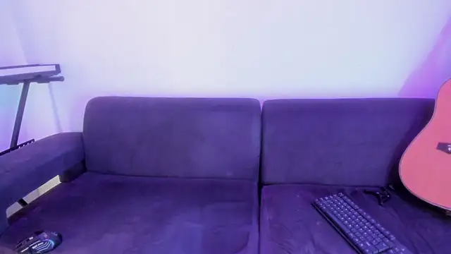 Henrikk senn online show from January 15, 2026, 2:04 am