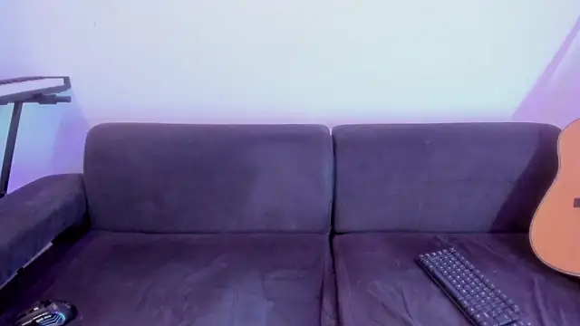 Henrikk senn online show from March 8, 2026, 8:39 am