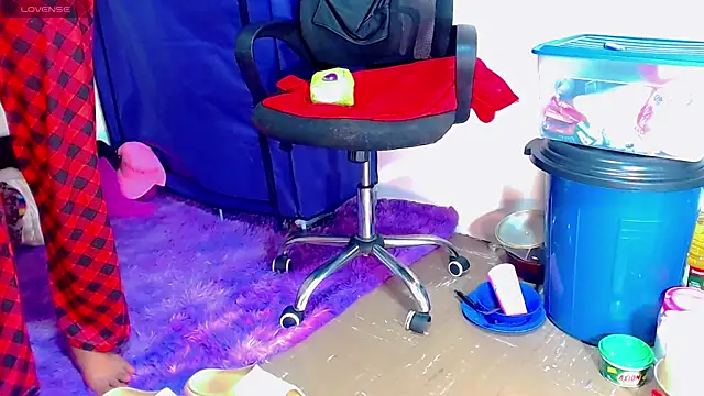 Snapshot of nicol_gill_ chatting on February 11, 2025, 5:29 pm nicol gill online show from February 11, 2025, 5:29 pm