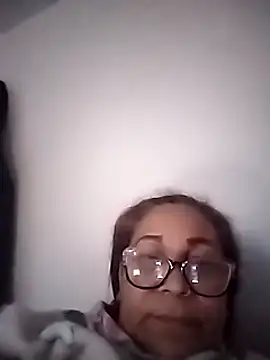 CafeCaliente69 online show from March 19, 2025, 10:31 pm