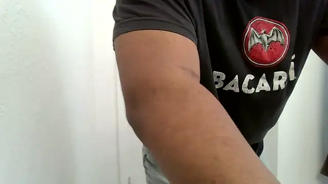 Snapshot of daddythiccklegg chatting on February 27, 2025, 2:43 pm daddythiccklegg online show from February 27, 2025, 2:43 pm