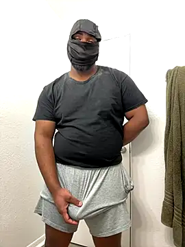 Snapshot of daddythiccklegg chatting on December 20, 2025, 4:15 am daddythiccklegg online show from December 20, 2025, 4:15 am