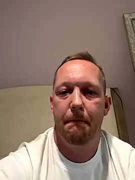 Snapshot of Wb1987 chatting on November 1, 2025, 10:42 am Wb1987 online show from November 1, 2025, 10:42 am