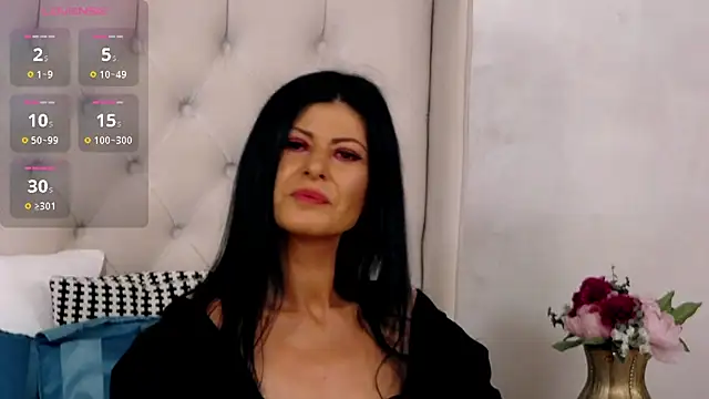 Snapshot of RosalieNorman chatting on September 12, 2025, 11:43 am RosalieNorman online show from September 12, 2025, 11:43 am