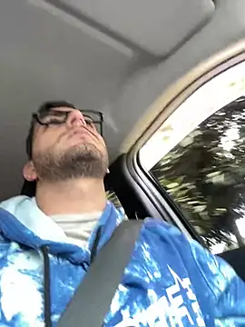 Snapshot of thomas_gun chatting on December 24, 2024, 3:16 pm thomas gun online show from December 24, 2024, 3:16 pm