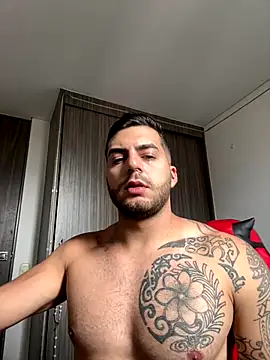 Snapshot of thomas_gun chatting on December 3, 2024, 4:11 pm thomas gun online show from December 3, 2024, 4:11 pm