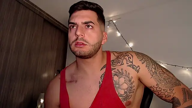 Snapshot of thomas_gun chatting on December 27, 2024, 5:09 am thomas gun online show from December 27, 2024, 5:09 am