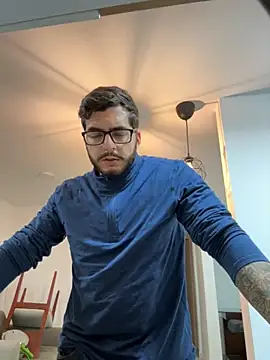 Snapshot of thomas_gun chatting on November 12, 2025, 7:12 am thomas gun online show from November 12, 2025, 7:12 am