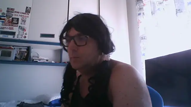 Snapshot of brindisiroby chatting on July 20, 2026, 11:01 am brindisiroby online show from July 20, 2026, 11:01 am