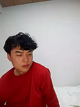 whitebriefboy online show from February 5, 2025, 4:14 pm