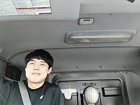 Snapshot of whitebriefboy chatting on May 26, 2026, 10:08 pm whitebriefboy online show from May 26, 2026, 10:08 pm