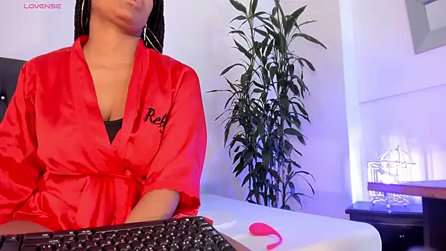 Snapshot of ebony_hot1 chatting on February 25, 2025, 2:04 pm ebony hot1 online show from February 25, 2025, 2:04 pm