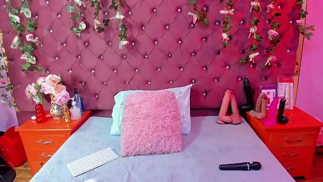 Mariana Prin online show from September 21, 2025, 3:11 am