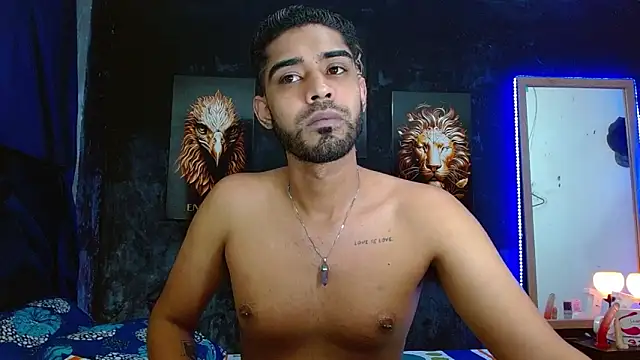 ryanse hot online show from November 11, 2025, 8:25 pm