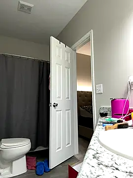 SexyHoneyRedd online show from December 2, 2024, 11:13 pm