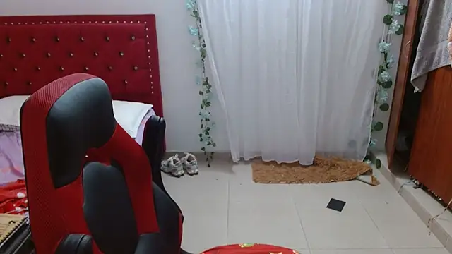 helenca43 online show from January 17, 2026, 11:14 am