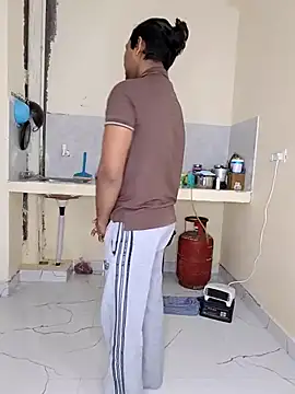 riya190 online show from February 11, 2026, 5:46 pm