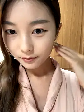 Sweet-Angel999 online show from November 8, 2025, 5:05 pm