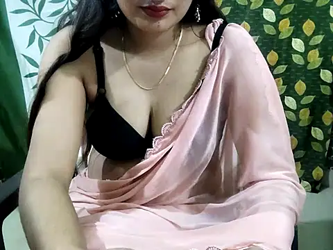 Snapshot of Aarvi_Arora chatting on February 4, 2025, 2:53 pm Aarvi Arora online show from February 4, 2025, 2:53 pm