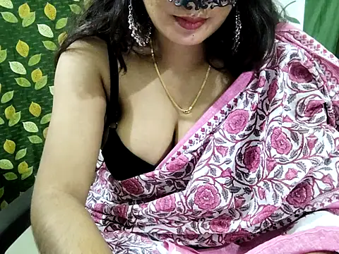 Snapshot of Aarvi_Arora chatting on February 16, 2025, 11:49 am Aarvi Arora online show from February 16, 2025, 11:49 am