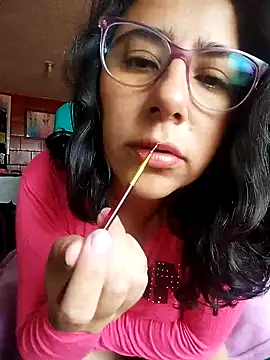 Im Alma  online show from May 11, 2026, 4:04 pm