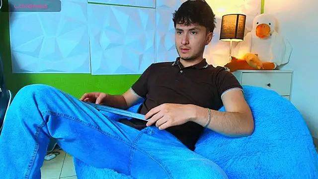 Snapshot of santyago_taylor chatting on September 22, 2025, 6:58 pm santyago taylor online show from September 22, 2025, 6:58 pm