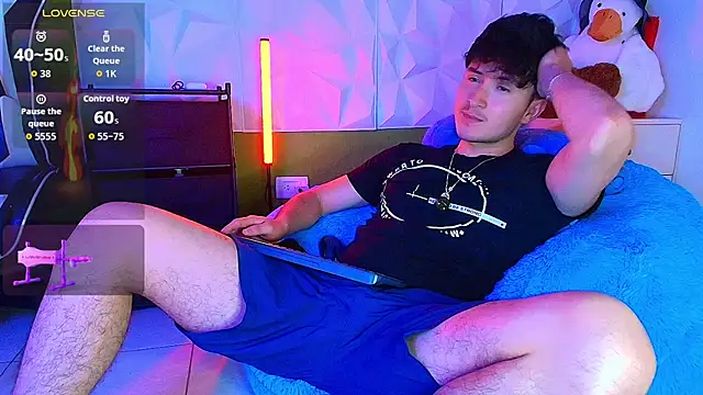 Snapshot of santyago_taylor chatting on September 26, 2025, 7:21 pm santyago taylor online show from September 26, 2025, 7:21 pm