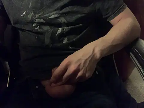 skatebored online show from March 19, 2026, 11:21 am