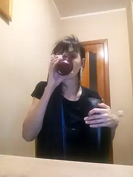 Francenia lolis online show from March 5, 2026, 7:21 pm