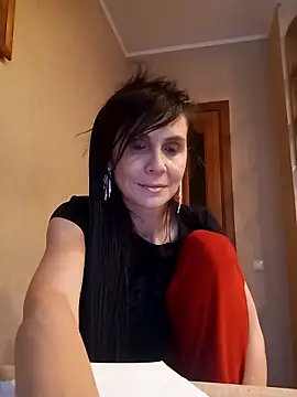 Francenia lolis online show from February 7, 2026, 2:58 pm