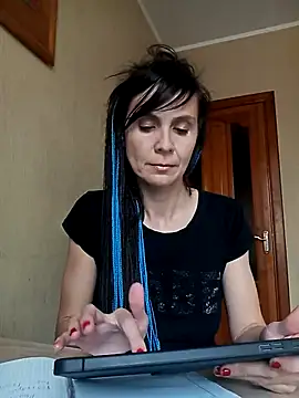 Snapshot of Francenia_lolis chatting on October 4, 2025, 9:55 am Francenia lolis online show from October 4, 2025, 9:55 am