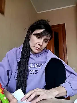 Snapshot of Francenia_lolis chatting on March 14, 2025, 1:24 pm Francenia lolis online show from March 14, 2025, 1:24 pm